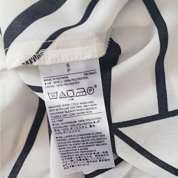 Banana Republic Wrap Dress   - Picture 11 of 11